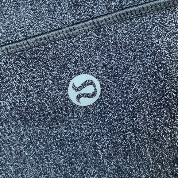 Women’s grey lululemon! Size 8 - Picture 5 of 5